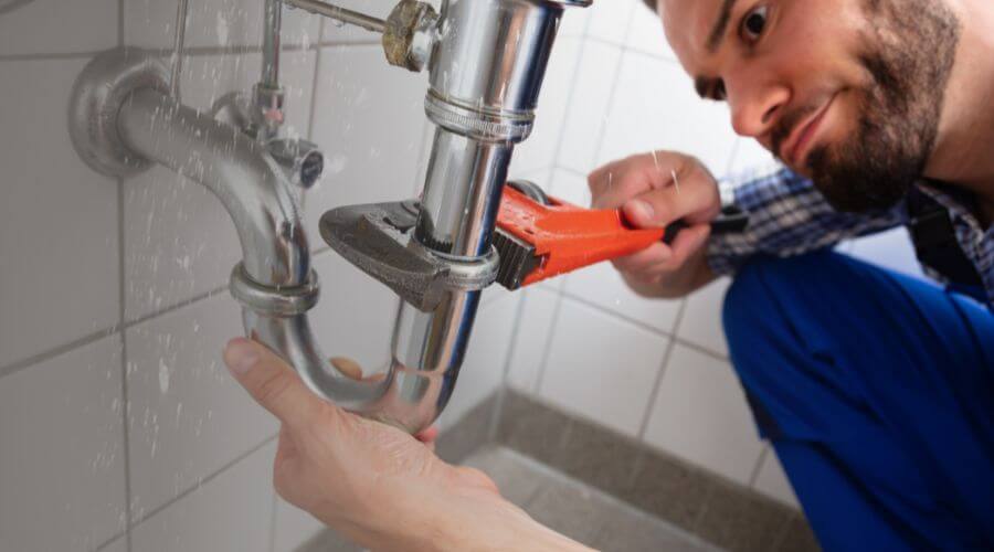 Professional same day plumber services in Enochs, TX